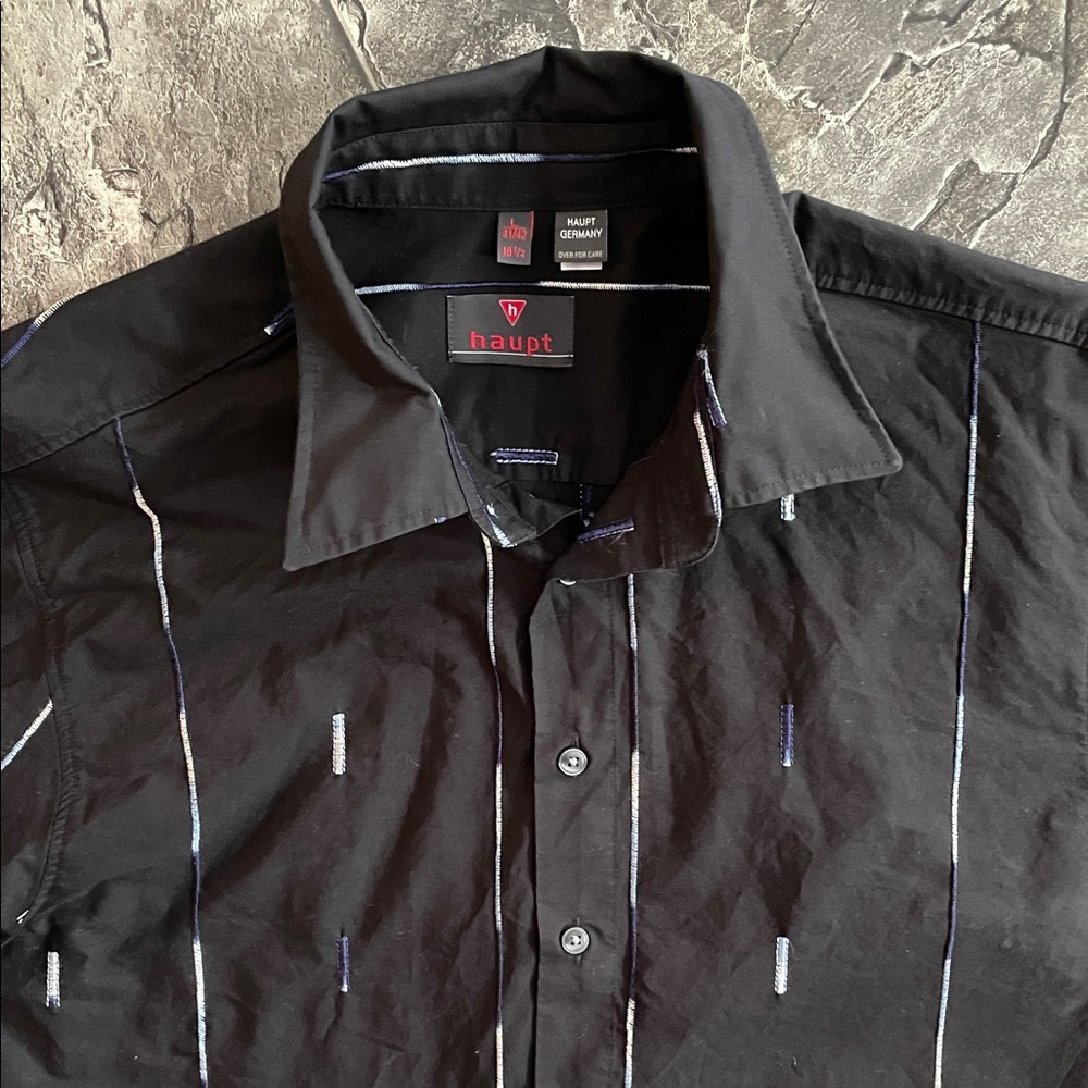 HAUPT Men’s Black w Blue & White Embroidered Pattern Urban Business Casual Shirt